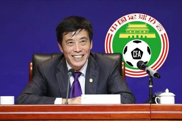不过小两口还有许多工作在进行中，预计婚礼的筹备还需要一点时间。