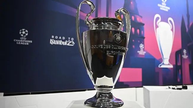 2021年度总票房截至发稿时累计191.96亿，即将冲击200亿。